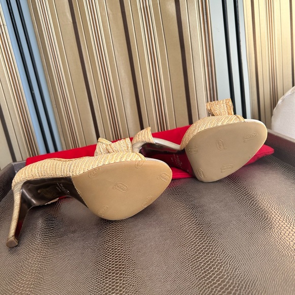 Valentino Size 7.5 Raffia heels - Picture 12 of 15